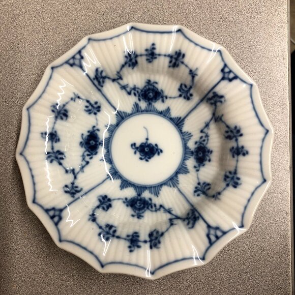 Royal Copenhagen Blue Fluted Bowl  ** - Picture 1 of 12